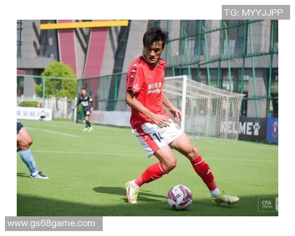 武汉足球队荣登全国足球耐力排行榜第一名引发热议